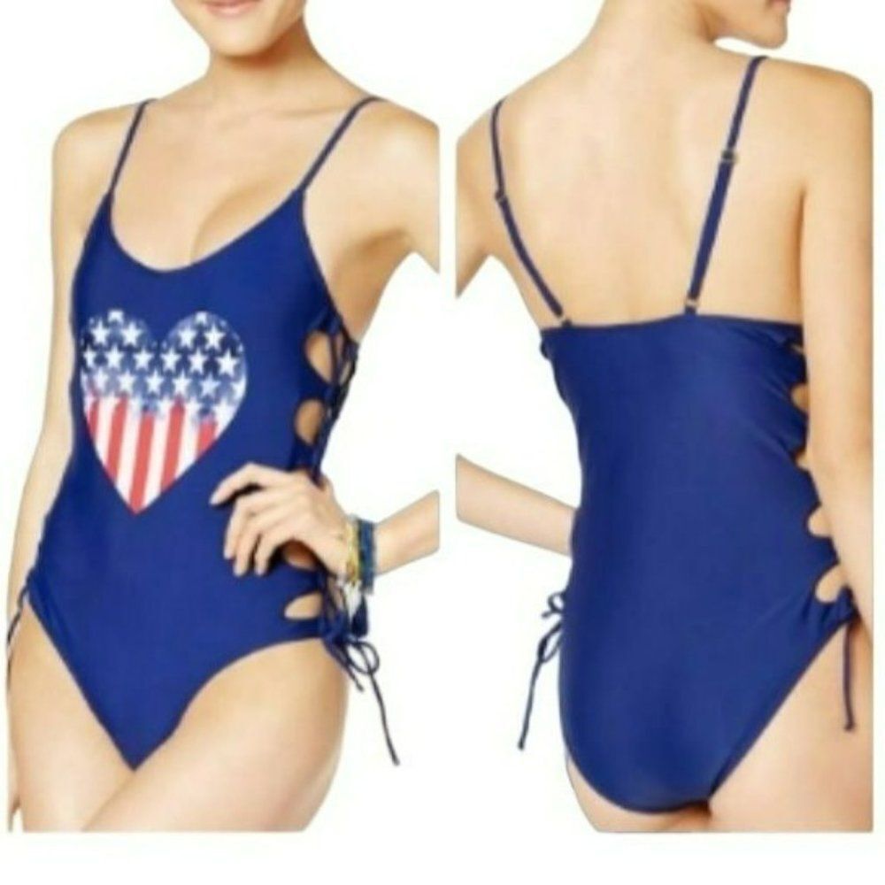 California Waves July 4th Heart Blue Swimsuit One Piece Size L Patriotic Day‎